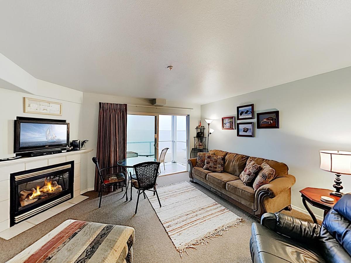 New Listing! Bay-View Beauty With Private Balcony Condo Линкън Сити Екстериор снимка