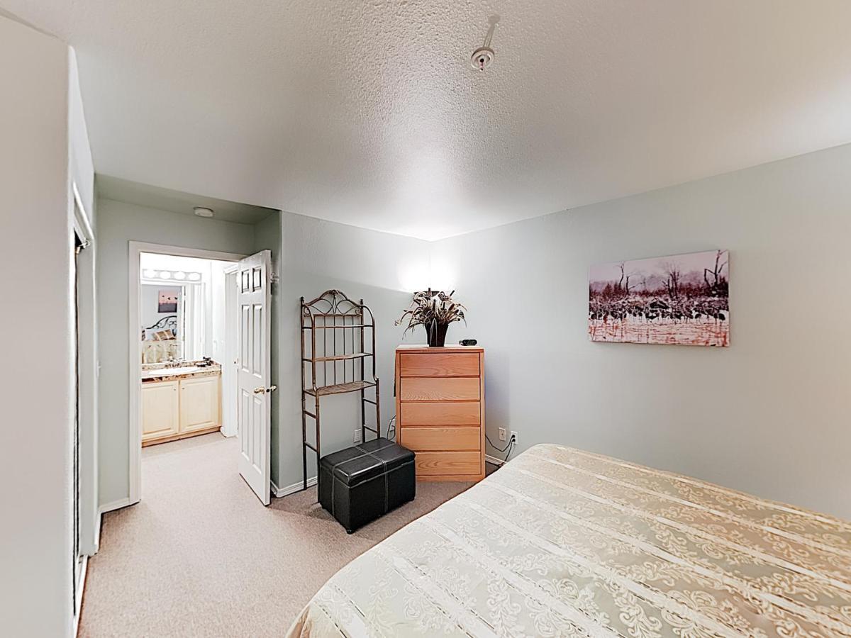 New Listing! Bay-View Beauty With Private Balcony Condo Линкън Сити Екстериор снимка